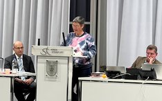 Andrea Helling hält die Haushaltsrede für DIE LINKE. Kreistagsgruppe Steinfurt